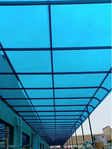 怎么选择合适的太仓雨棚材料？雨棚耐力板和阳光板的区别是什么？